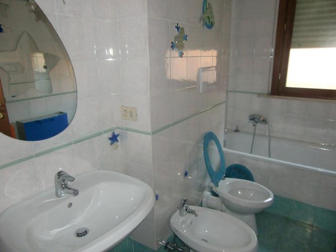 trilocale in vendita Roma in via Avignone € 399.000 EUR