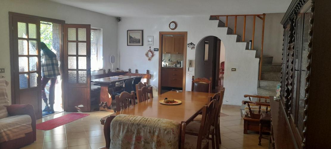 oltre 5 locali in vendita Roma in via Coronaro &euro; 280.000 EUR