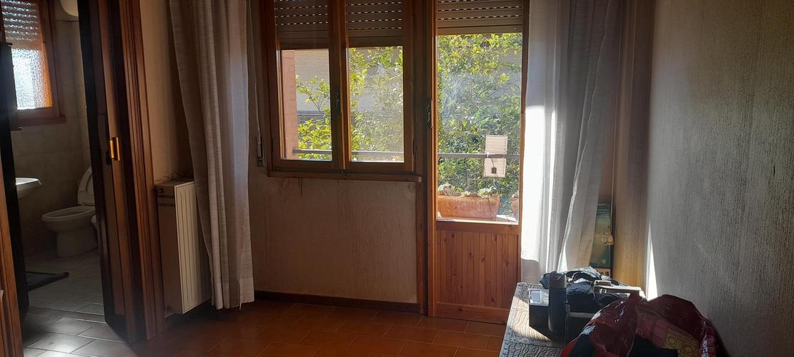 oltre 5 locali in vendita Roma in via Coronaro &euro; 280.000 EUR