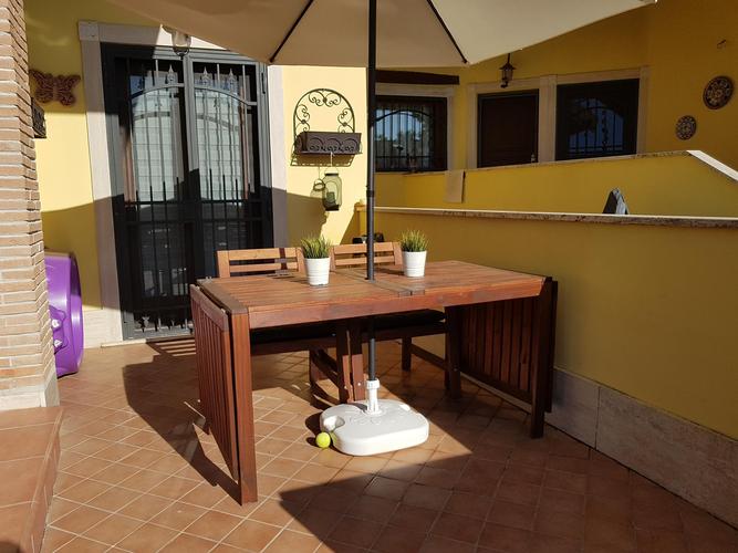 villette a schiera in affitto Roma in via Merano &euro; 1.000 /mese EUR