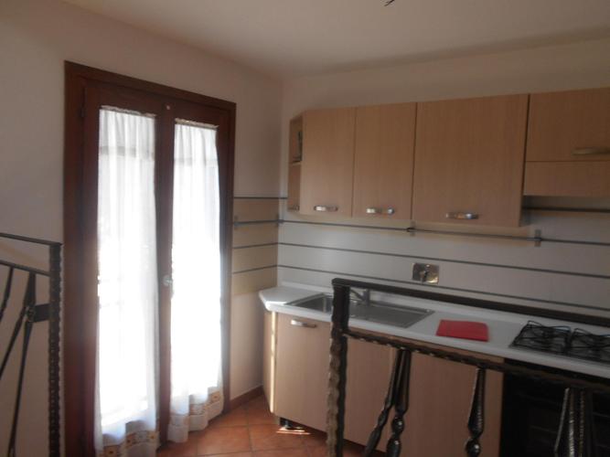 villette a schiera in affitto Roma in via Merano &euro; 1.000 /mese EUR
