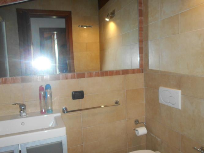 villette a schiera in affitto Roma in via Merano &euro; 1.000 /mese EUR